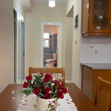 Lovely 2-bedroom Apartment!4min Walk To Thebeach!